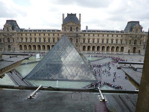 ルーヴル美術館